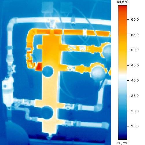 Termografie: distribuitor de incalzire cu circulatie pe toate ramurile
